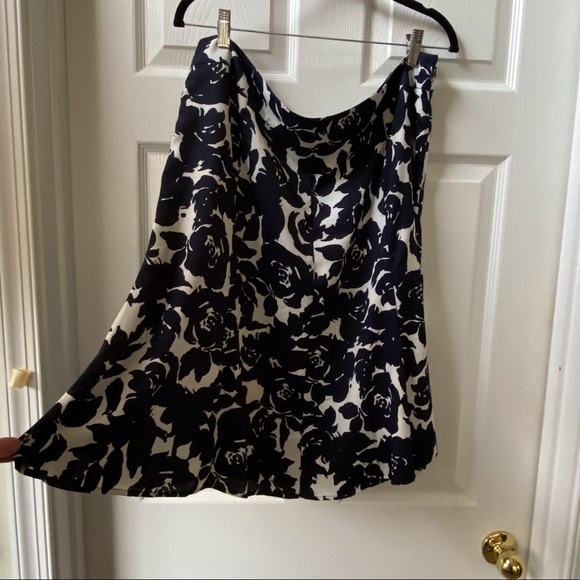 Jones New York Navy + Cream Floral Skirt Size 16 Lined Polyester - Picture 1 of 4